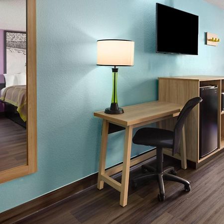 Super 8 By Wyndham South Boston Va Motel Luaran gambar